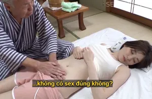 Vợ của con trai bị đau nhức nhờ bố ông xã có nghề mát-xa massage và cái kết